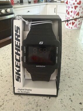 Skechers Black Digital Watch – WR50M Water-Resistant